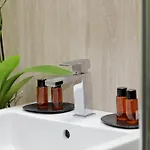 Amm Luxury